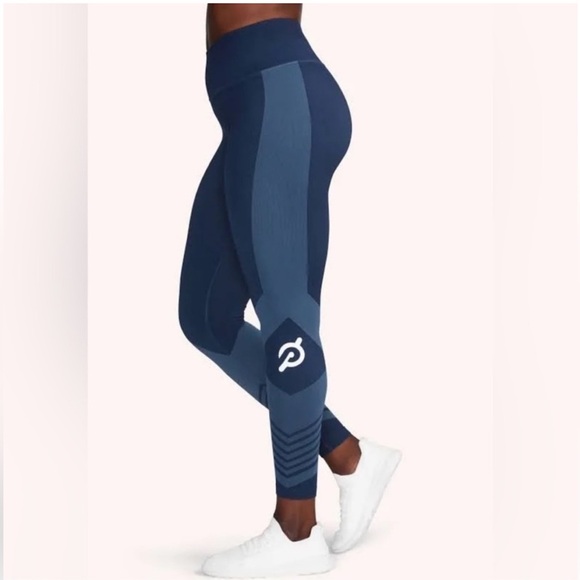 Peloton HO121 Seamless Legging - Picture 3 of 7